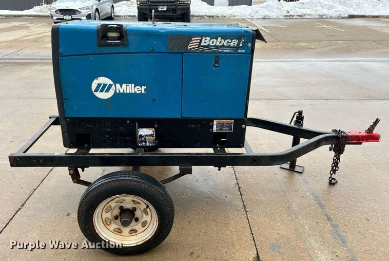 image for item MO9152 Miller  Bobcat 250 welder