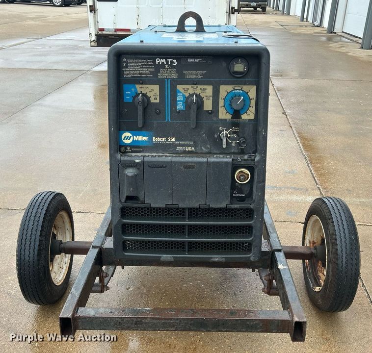 image for item MO9152 Miller  Bobcat 250 welder
