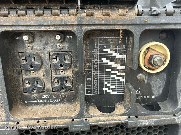 image for item MO9152 Miller  Bobcat 250 welder