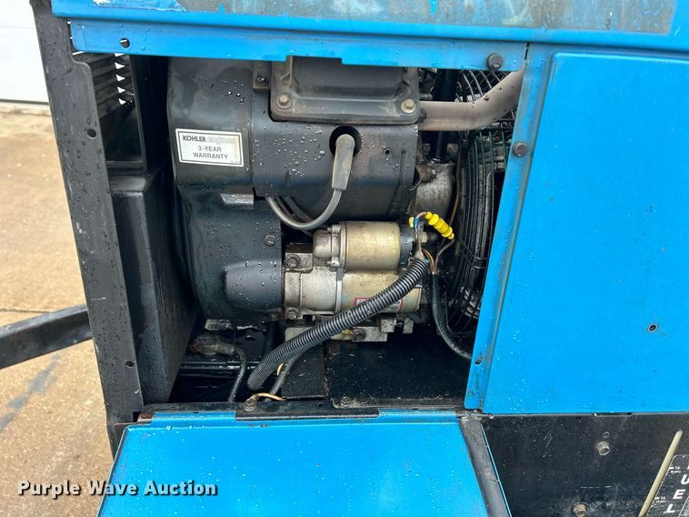 image for item MO9152 Miller  Bobcat 250 welder