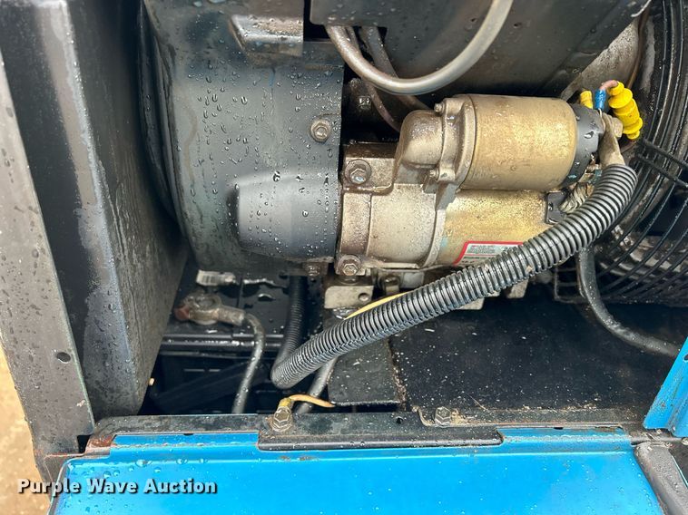 image for item MO9152 Miller  Bobcat 250 welder