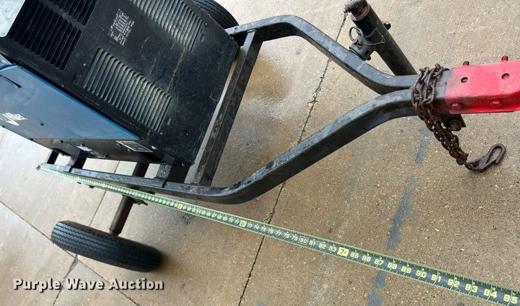 image for item MO9152 Miller  Bobcat 250 welder