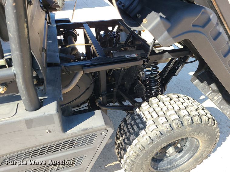 image for item MQ9597 2013 Cushman 1600XD utility vehicle