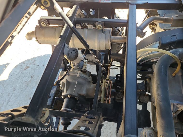 image for item MQ9597 2013 Cushman 1600XD utility vehicle