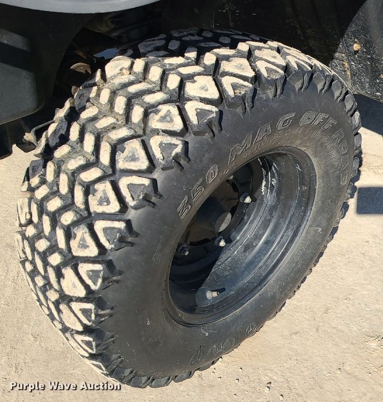 image for item MQ9597 2013 Cushman 1600XD utility vehicle