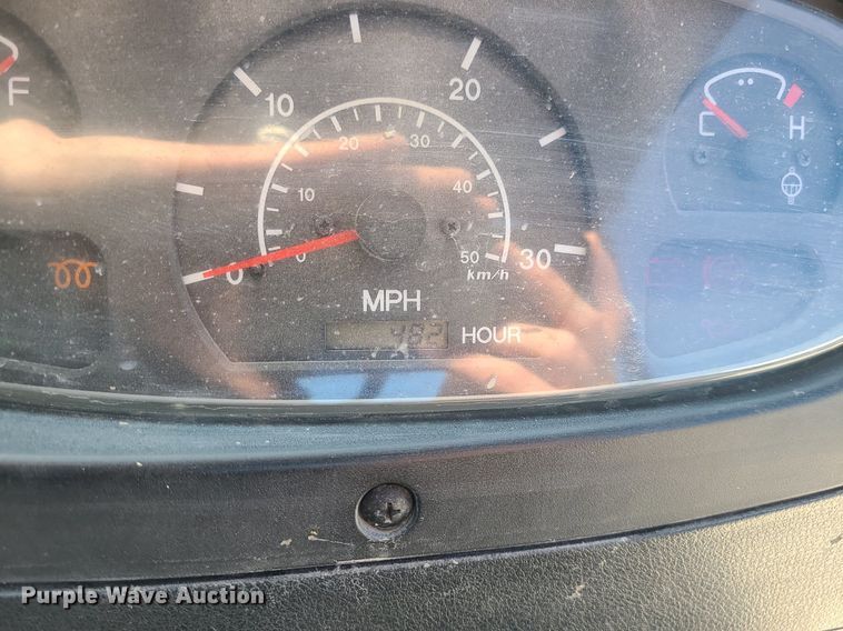 image for item MQ9598 2013 Cushman 1600XD utility vehicle