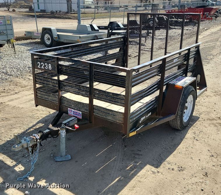 image for item MQ9606 2004 Redi-Haul RH8UT utility trailer
