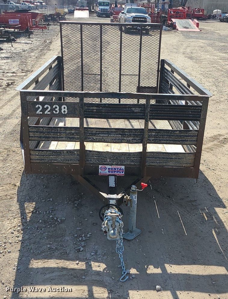 image for item MQ9606 2004 Redi-Haul RH8UT utility trailer