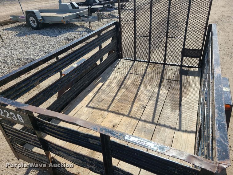image for item MQ9606 2004 Redi-Haul RH8UT utility trailer