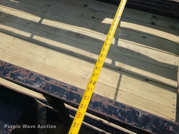 image for item MQ9607 2004 Redi-Haul utility trailer