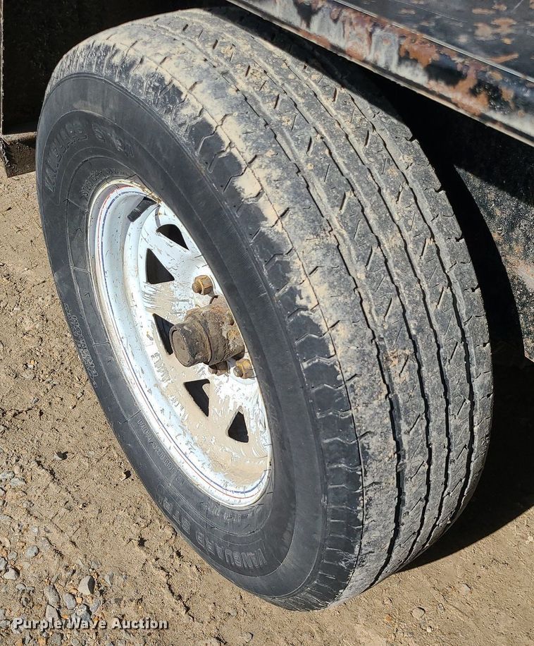 image for item MQ9607 2004 Redi-Haul utility trailer