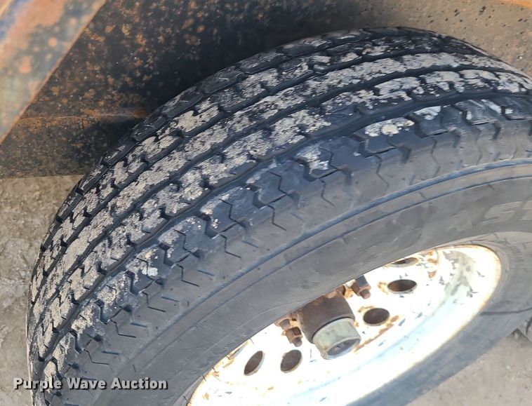 image for item MQ9607 2004 Redi-Haul utility trailer