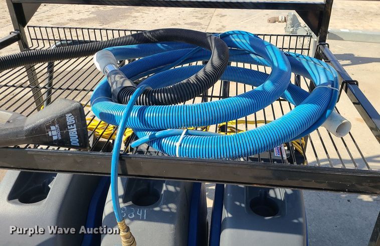 image for item MQ9609 (4) Windsor Carpet cleaners