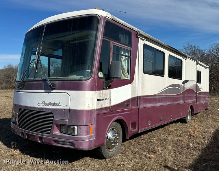 image for item NA9762 1999 Southwind  Fleetwood RV