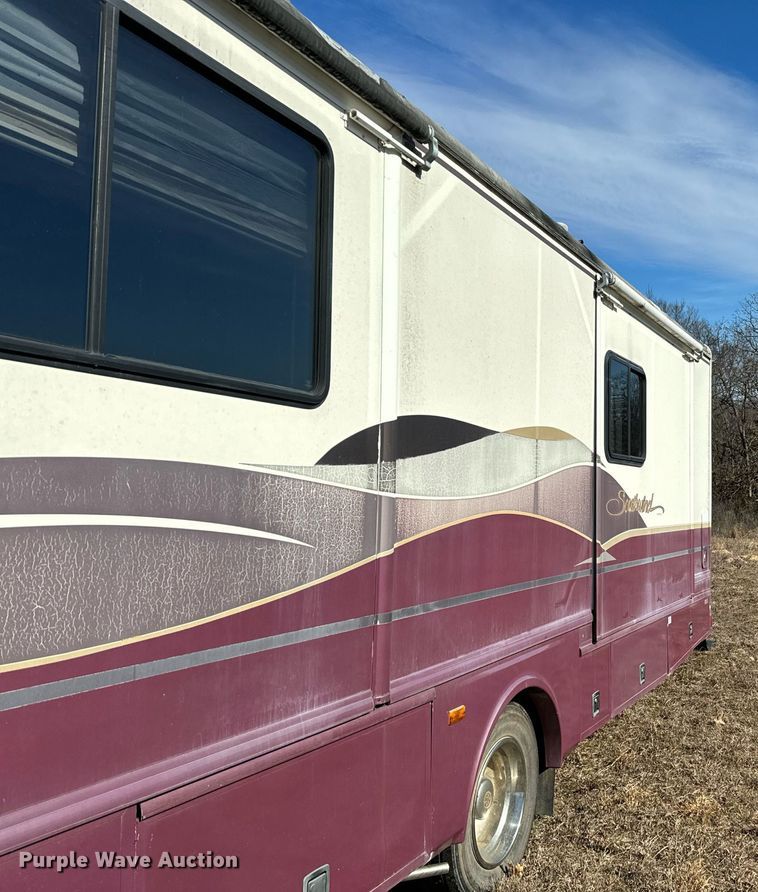 image for item NA9762 1999 Southwind  Fleetwood RV