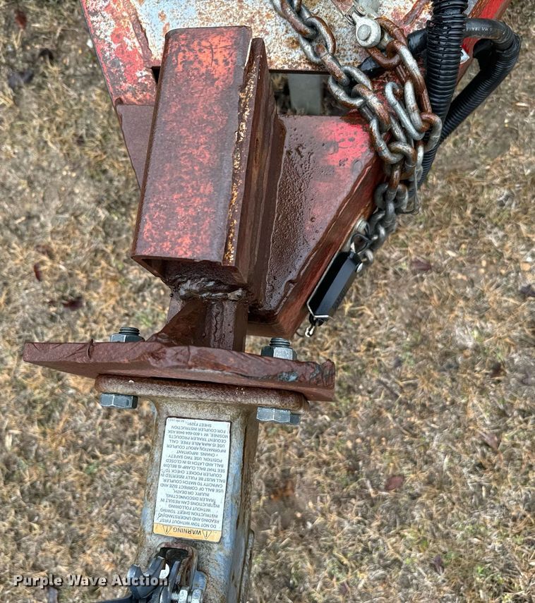 image for item NA9773 1998 Diamond C utility trailer