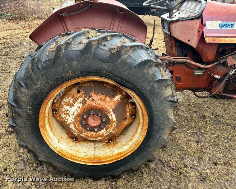 image for item NA9777 International 354 tractor