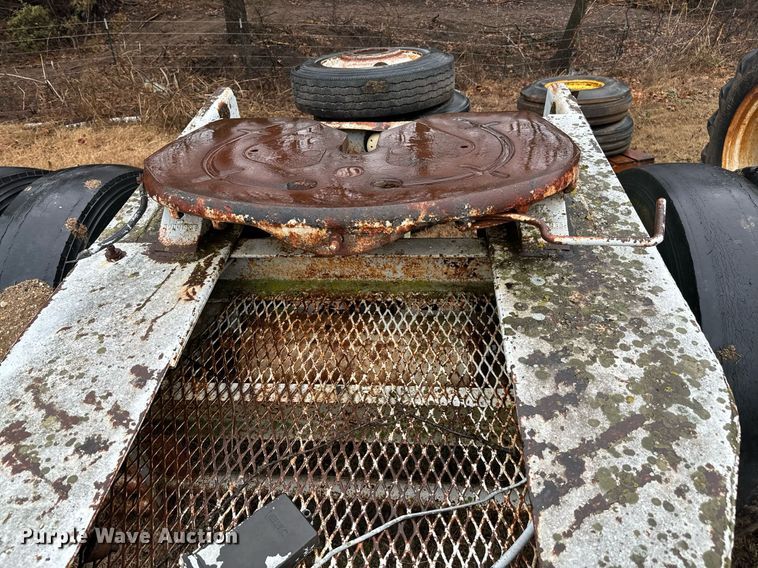 image for item NA9778 1986 Fruehauf  EL-FL1 trailer dolly