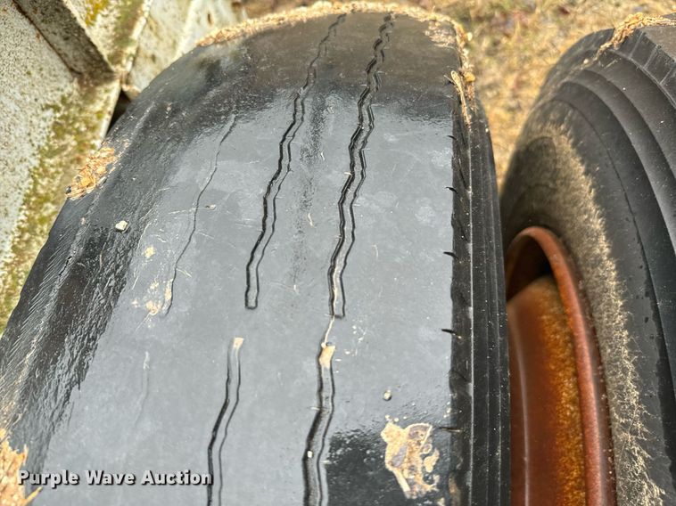 image for item NA9778 1986 Fruehauf  EL-FL1 trailer dolly