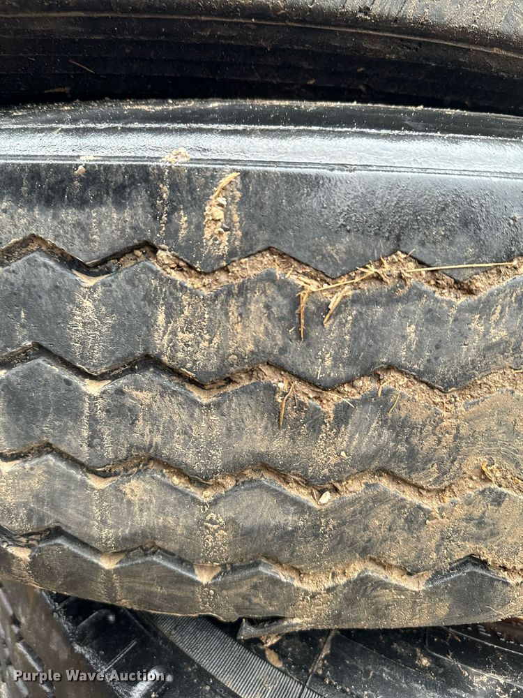 image for item NA9778 1986 Fruehauf  EL-FL1 trailer dolly