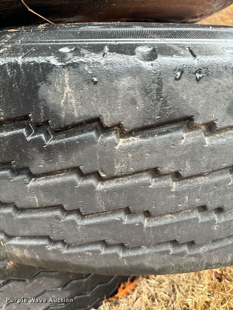 image for item NA9778 1986 Fruehauf  EL-FL1 trailer dolly