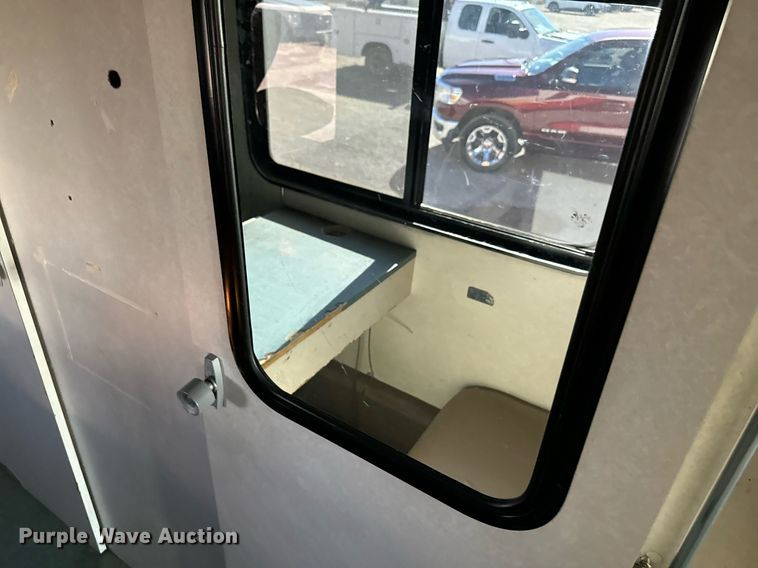 image for item NA9787 2005 Blue Bird blood donation bus