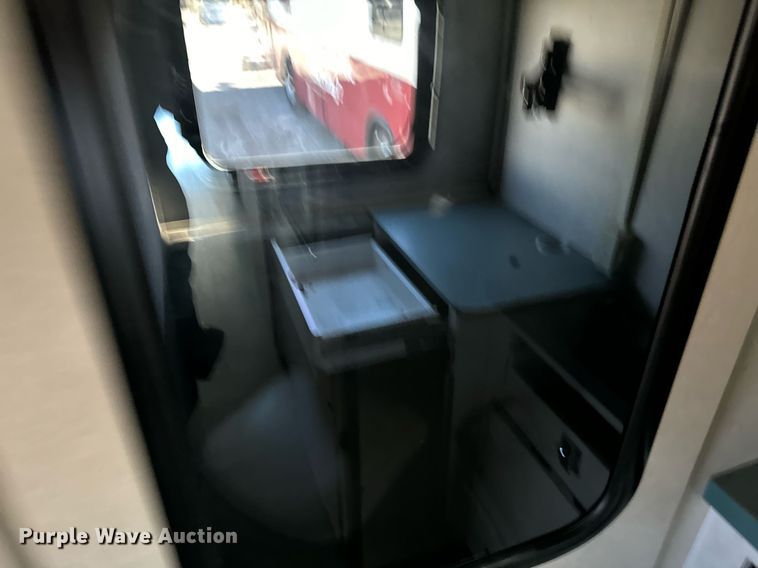 image for item NA9787 2005 Blue Bird blood donation bus