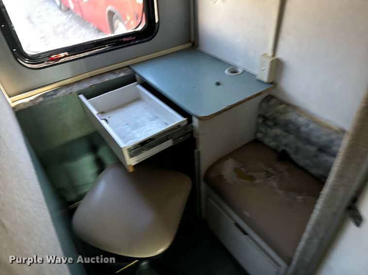 image for item NA9787 2005 Blue Bird blood donation bus