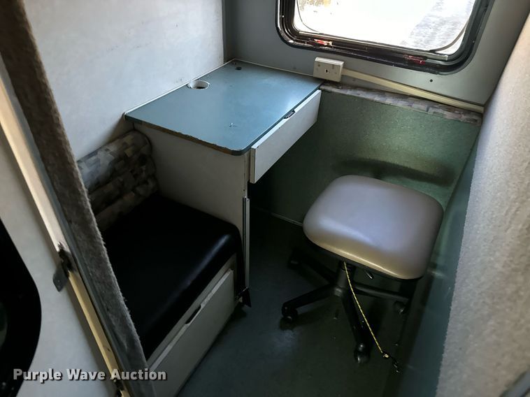 image for item NA9787 2005 Blue Bird blood donation bus