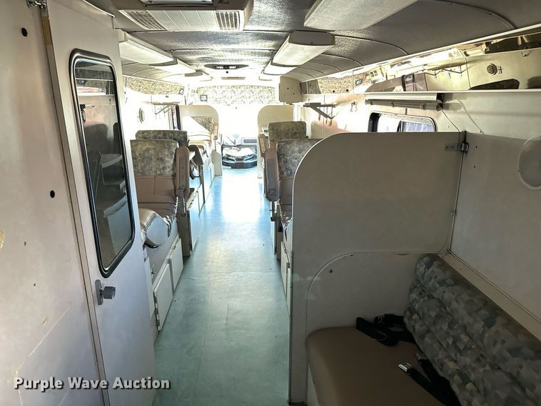 image for item NA9787 2005 Blue Bird blood donation bus