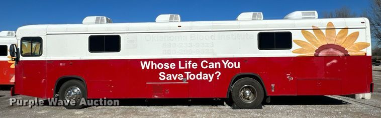 image for item NA9788 2006 Blue Bird blood donation bus