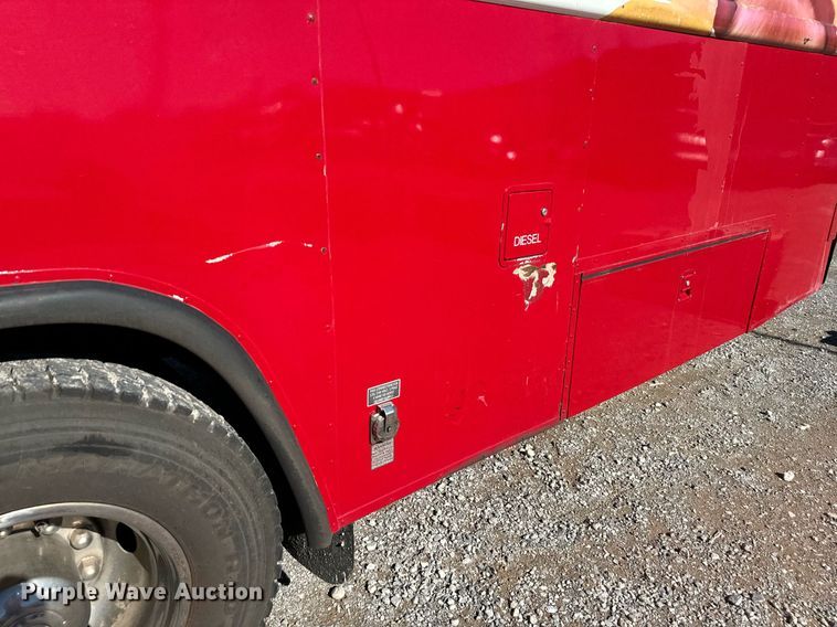 image for item NA9788 2006 Blue Bird blood donation bus