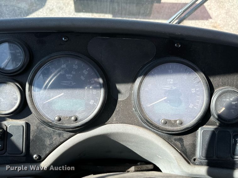 image for item NA9788 2006 Blue Bird blood donation bus