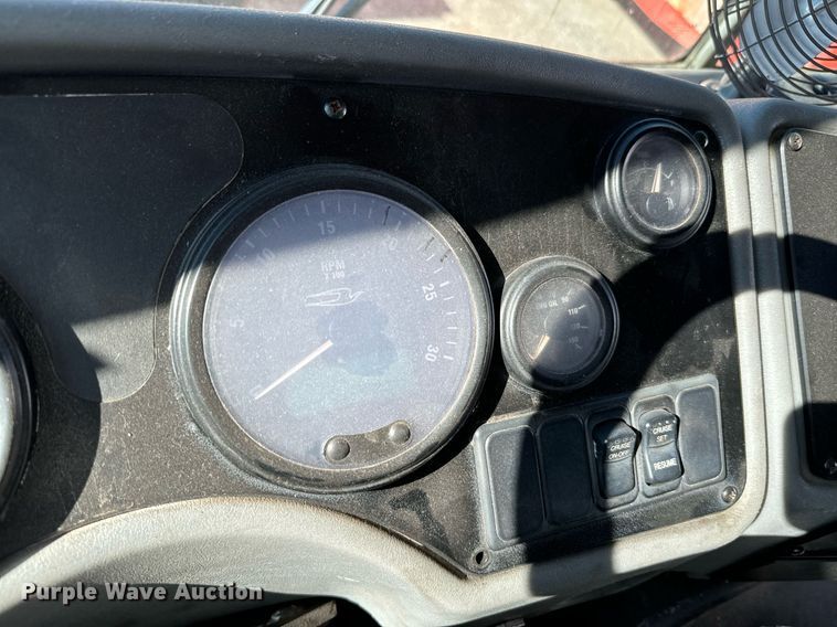 image for item NA9788 2006 Blue Bird blood donation bus