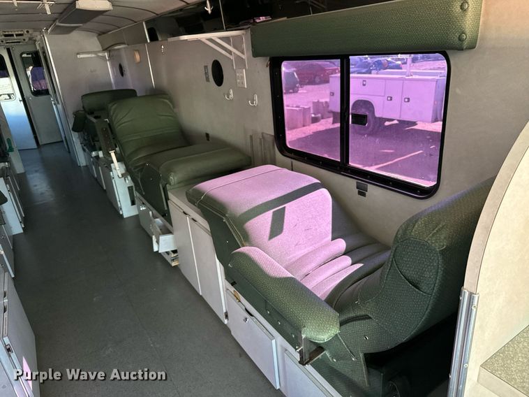 image for item NA9788 2006 Blue Bird blood donation bus