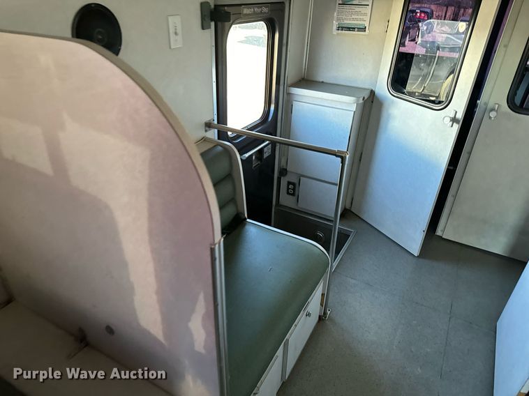 image for item NA9788 2006 Blue Bird blood donation bus