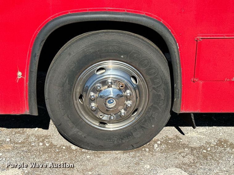 image for item NA9788 2006 Blue Bird blood donation bus