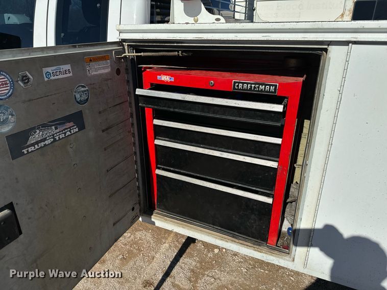 image for item NA9789 2015 Ford F550 Super Duty utility / service truck