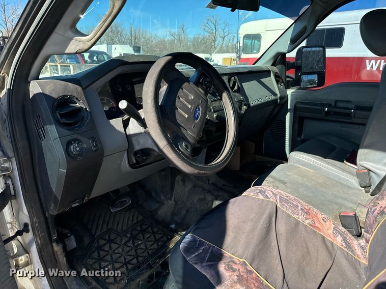 image for item NA9789 2015 Ford F550 Super Duty utility / service truck