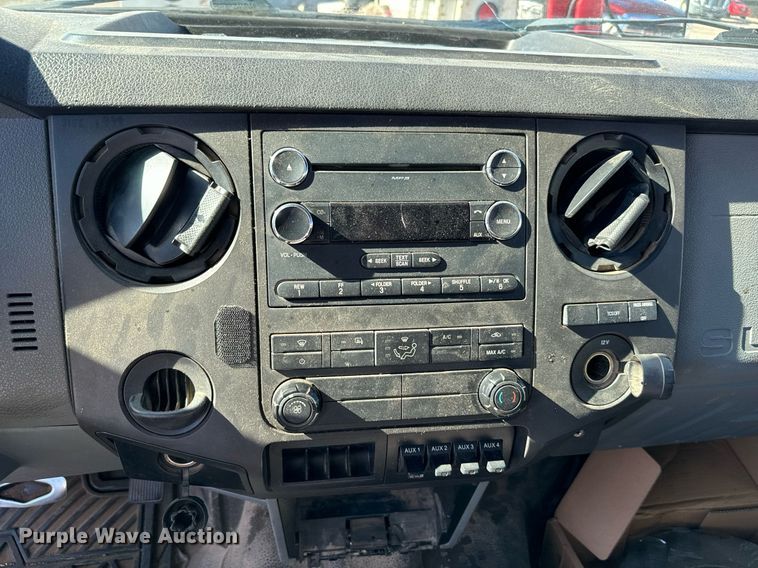 image for item NA9789 2015 Ford F550 Super Duty utility / service truck