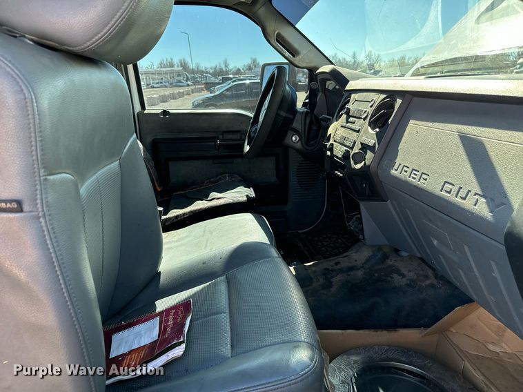 image for item NA9789 2015 Ford F550 Super Duty utility / service truck