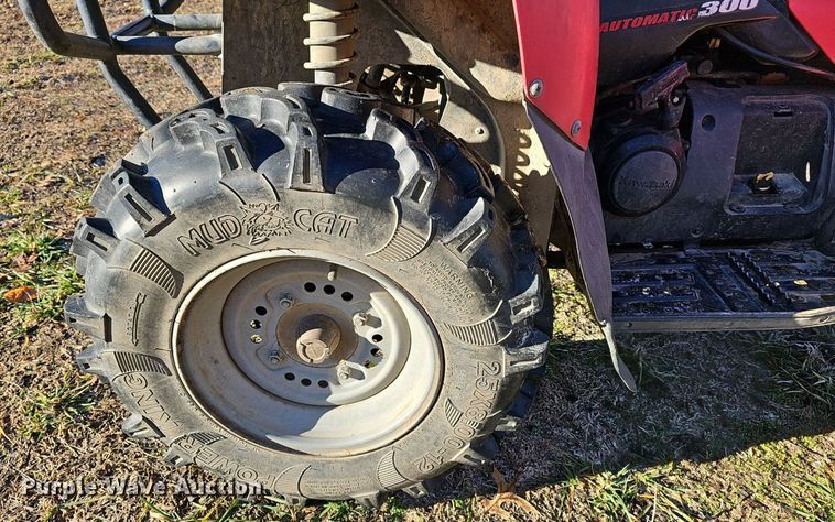 image for item NE9417 2002 Kawasaki  Prairie 300 ATV