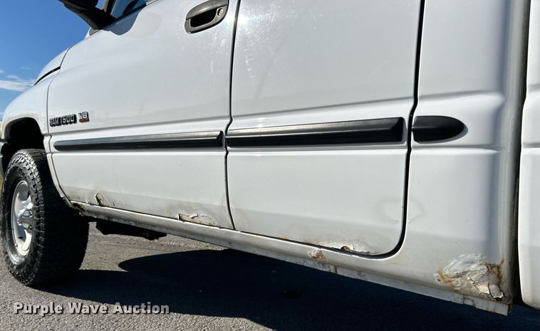 image for item NE9662 2001 Dodge  Ram 1500 Ext. Cab pickup truck