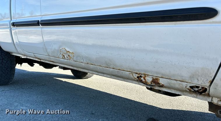 image for item NE9662 2001 Dodge  Ram 1500 Ext. Cab pickup truck