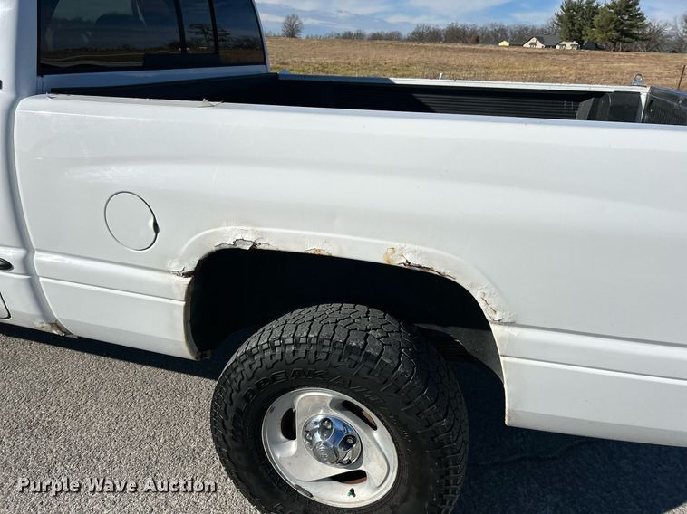 image for item NE9662 2001 Dodge  Ram 1500 Ext. Cab pickup truck