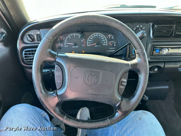 image for item NE9662 2001 Dodge  Ram 1500 Ext. Cab pickup truck