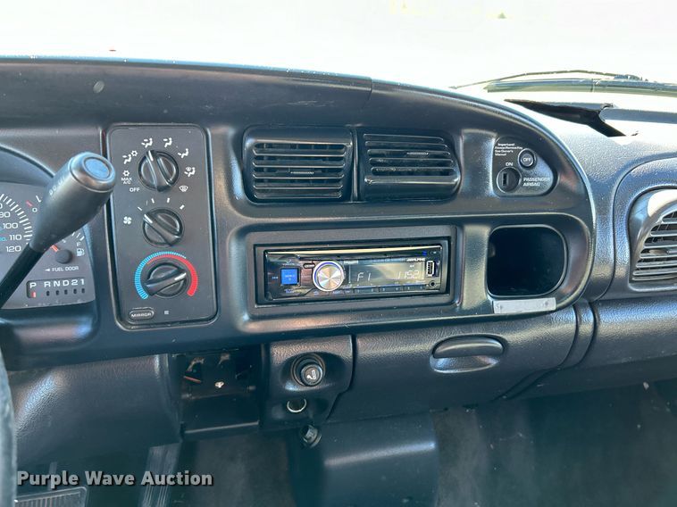 image for item NE9662 2001 Dodge  Ram 1500 Ext. Cab pickup truck