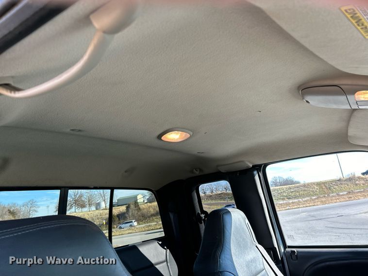 image for item NE9662 2001 Dodge  Ram 1500 Ext. Cab pickup truck