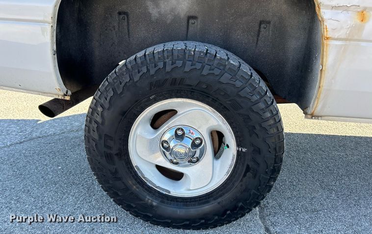 image for item NE9662 2001 Dodge  Ram 1500 Ext. Cab pickup truck