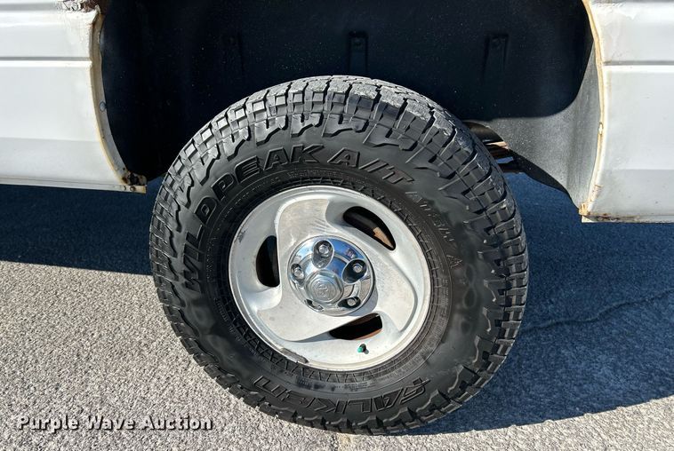 image for item NE9662 2001 Dodge  Ram 1500 Ext. Cab pickup truck